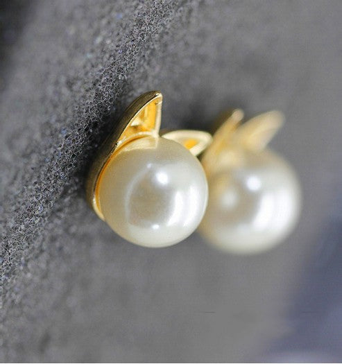 Cat Pearl Studs Earrings
