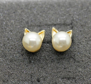 Cat Pearl Studs Earrings